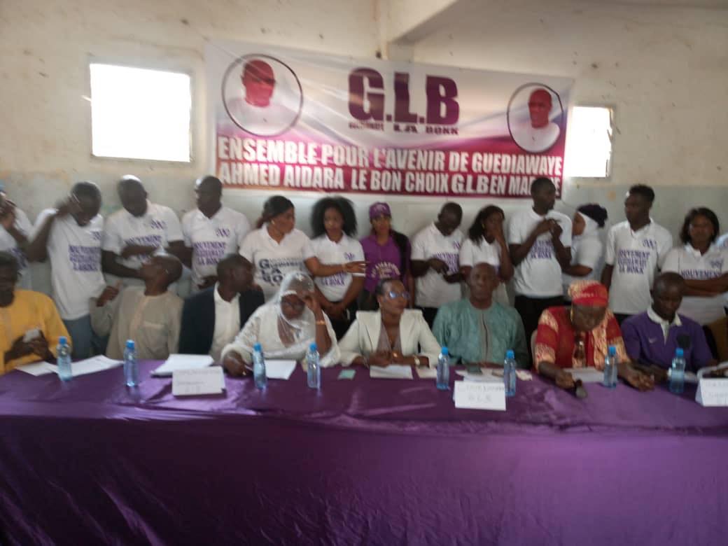 Vidéo - Mouvement Guédiawaye LA BOOK "brûle" Aliou Sall et réclame sa démission